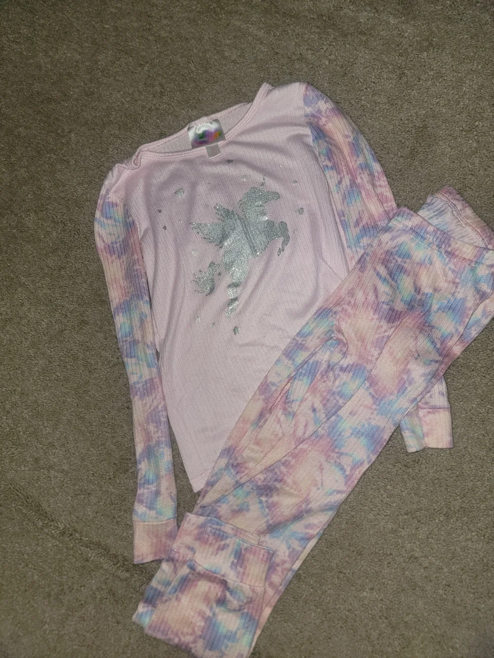Girls Pajamas - Lot of 4